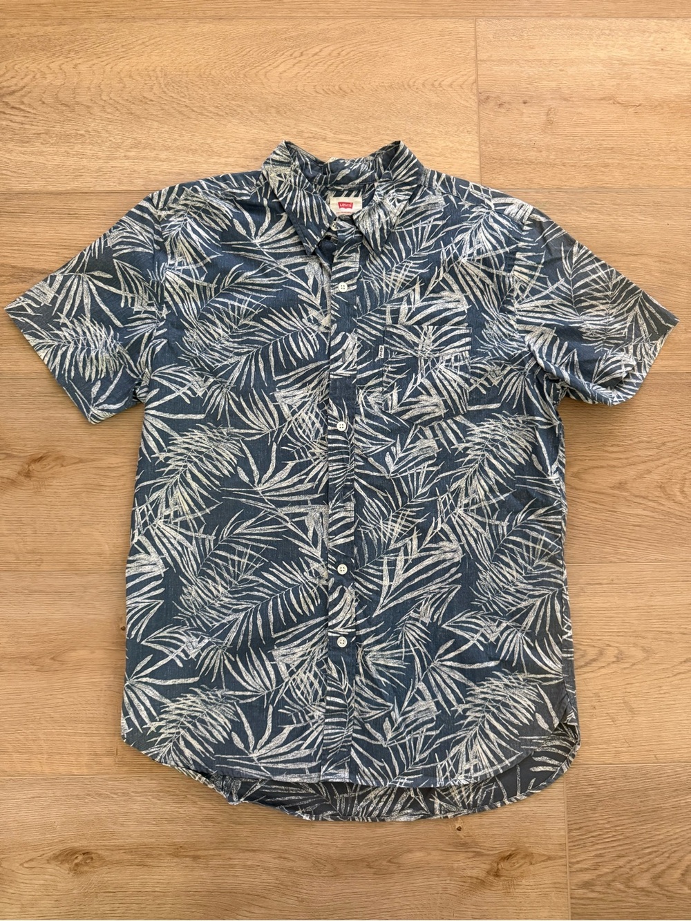 Levi’s Men’s Palm Leaf Print Short Sleeve Button Up Shirt M Navy